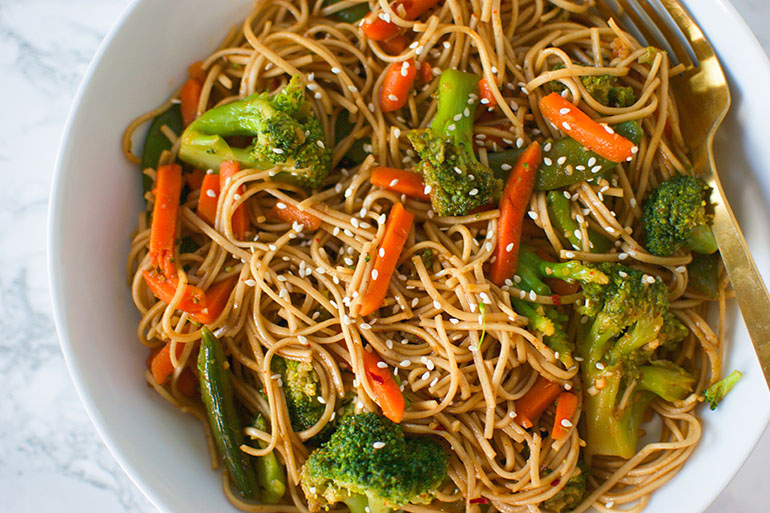 Easy Spicy Chili Garlic Noodles ICanYouCanVegan ICanYouCanVegan Spicy