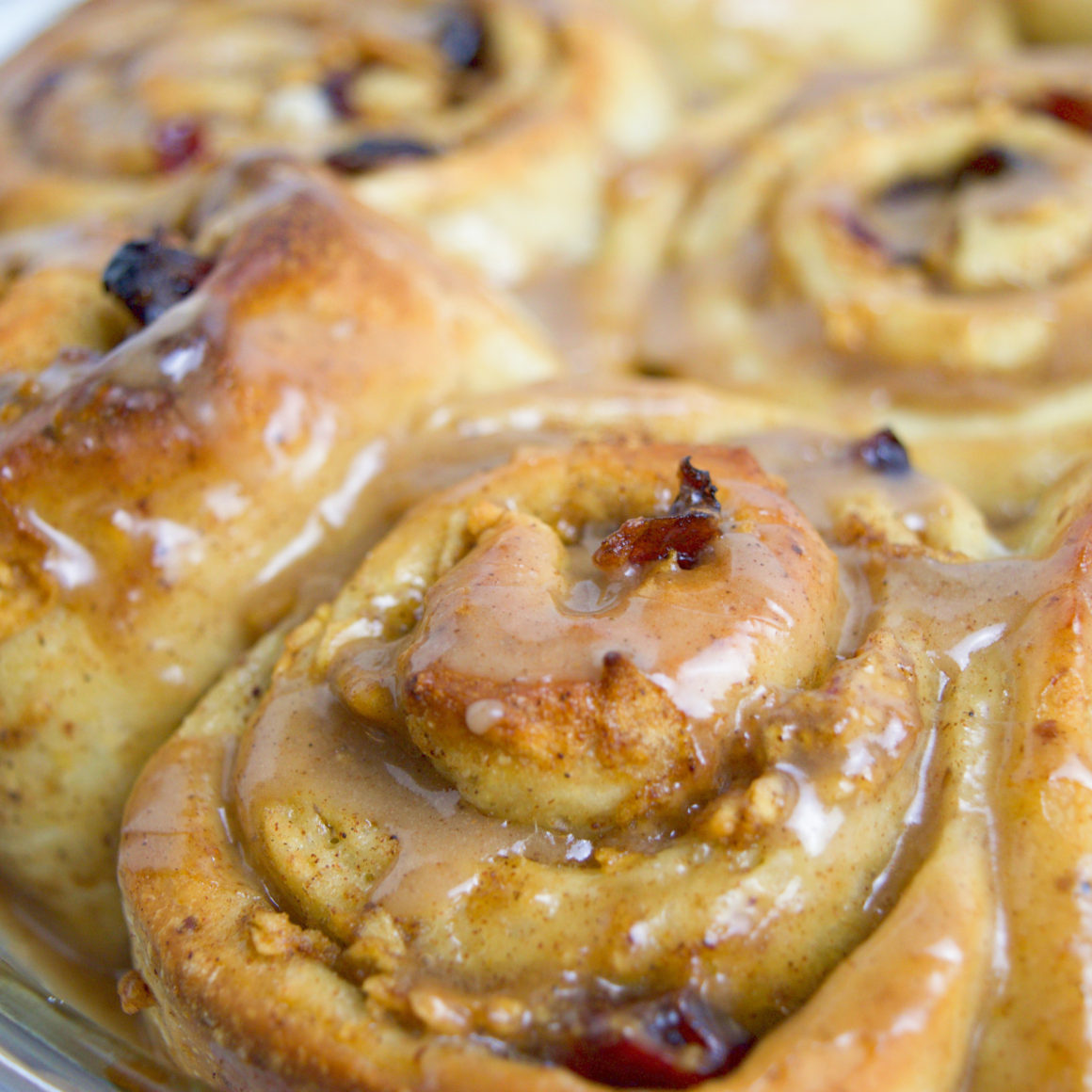 Cranberry Apple Cinnamon Rolls