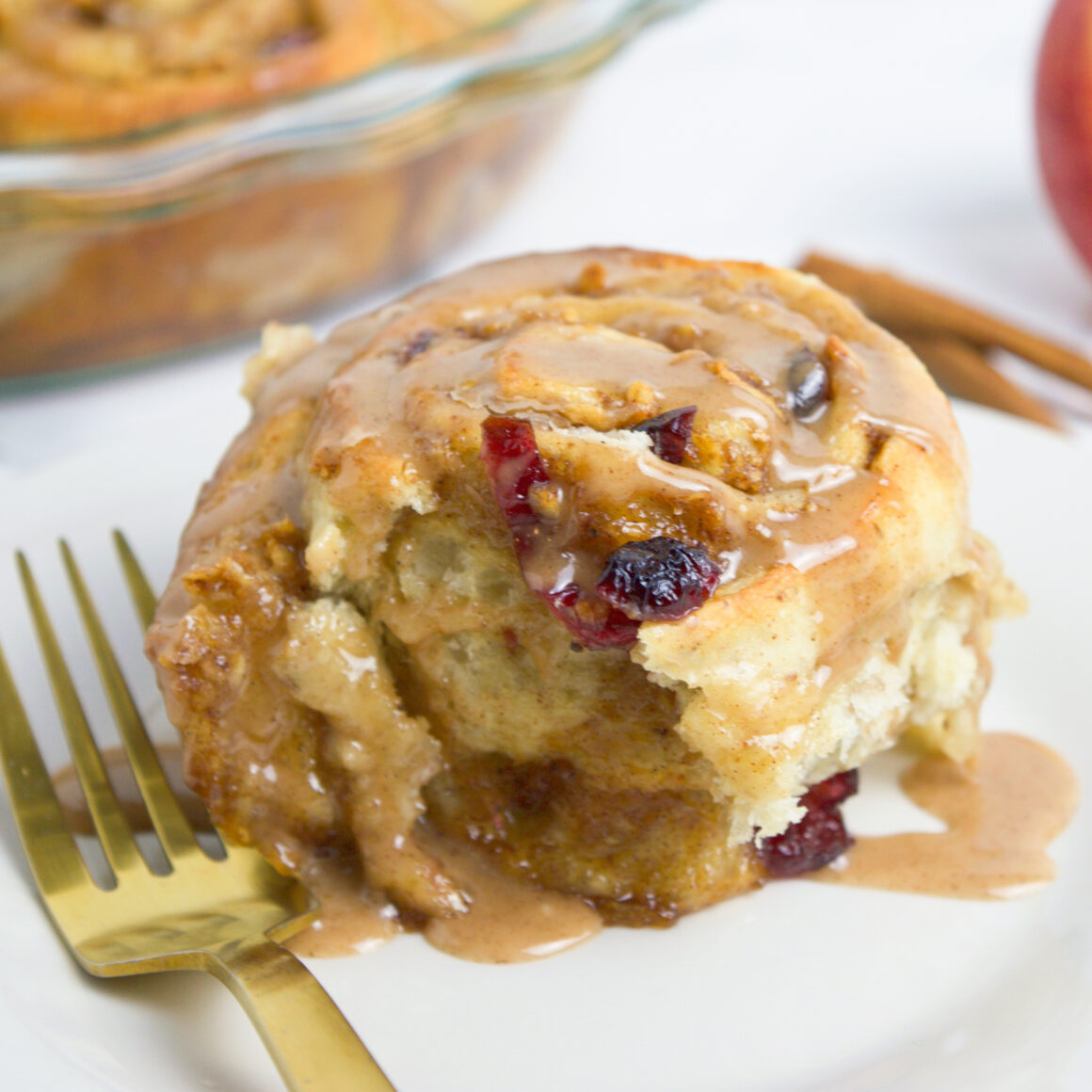 Cranberry Apple Cinnamon Rolls