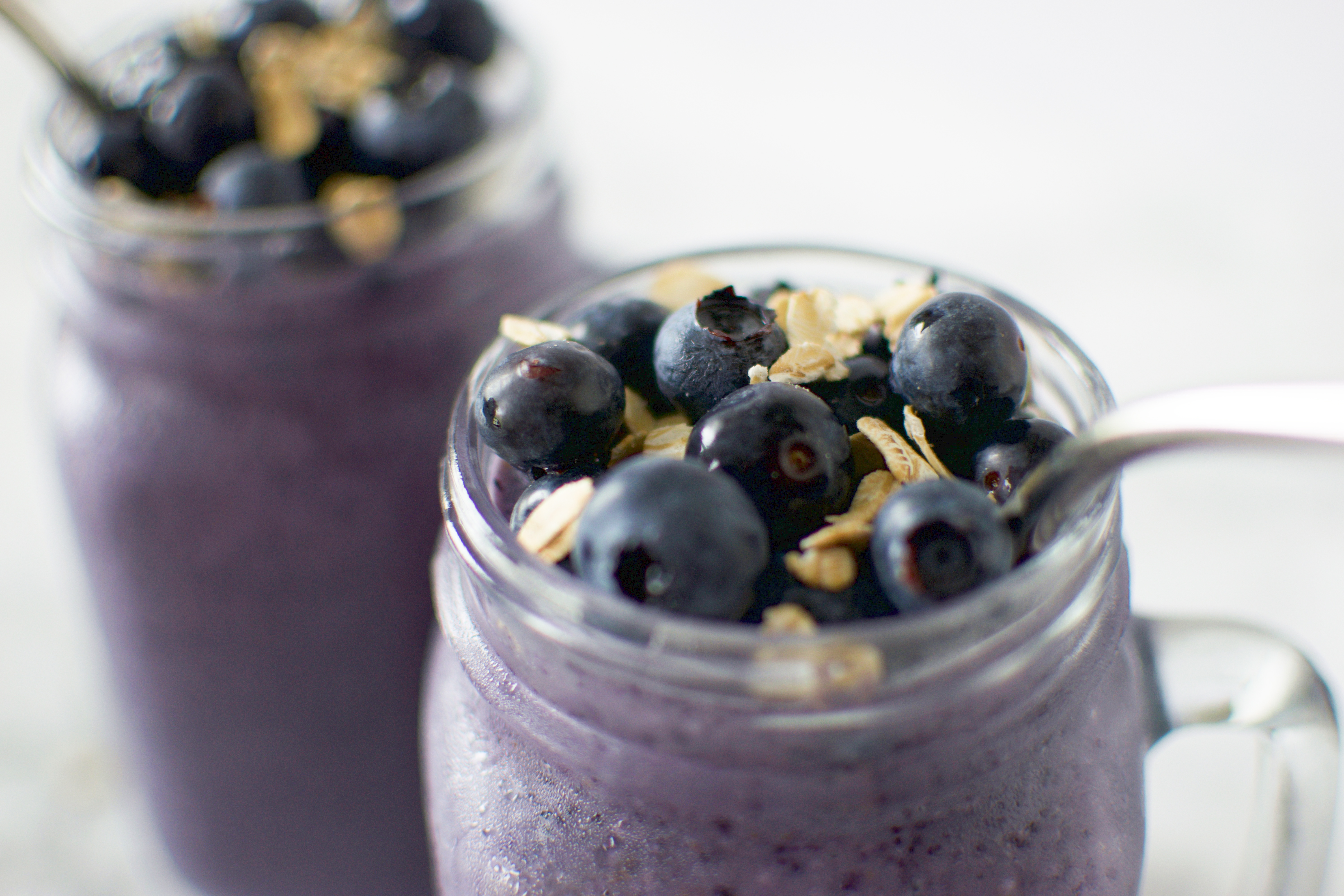 Blueberry Oatmeal Smoothie ICanYouCanVegan Blueberry Oatmeal Smoothie