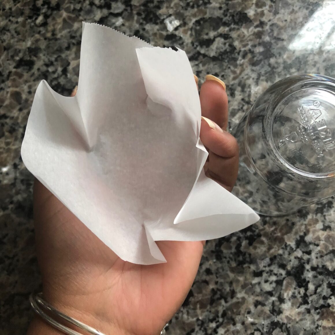 DIY Parchment Paper Tulip Liners