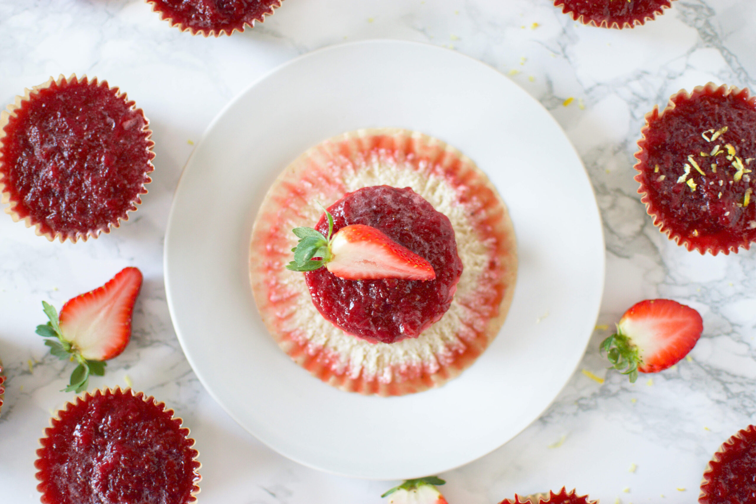 Vegan Strawberry Cheesecake Bites