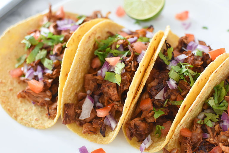 Easy Jackfruit Carnitas Tacos