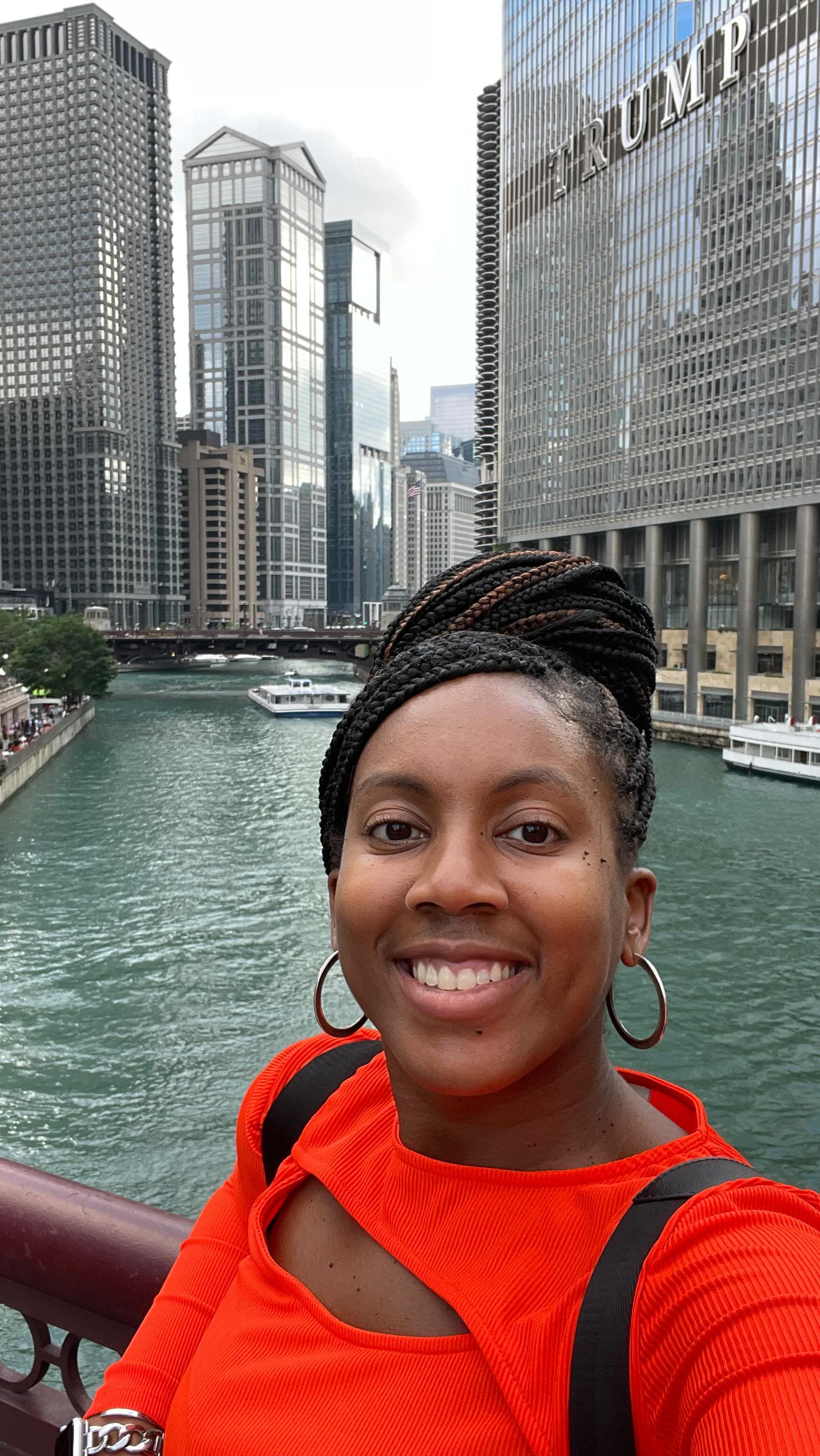 Took a trip to Chicago a few weeks ago and had a BALL!🙌🏾
The Chi has so many good vegan spots, it was hard to decide where to go!
Also linked up with two of my favs— @plantbasedtamika & @southernveganeats and had THE BEST vegan brunch at @cantbelieveitsnotmeatinc!🤤
I vlogged my whole trip, so check it out over on YouTube to see where I ended up!😆
Link in bio!
https://youtu.be/0dy5G6ixMy0