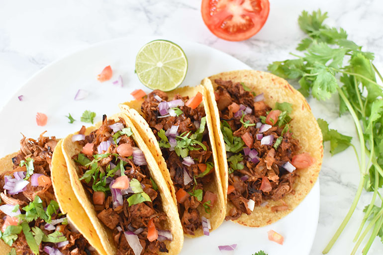 Easy Jackfruit Carnitas Tacos