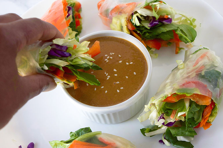 Easy Peanut Ginger Sauce