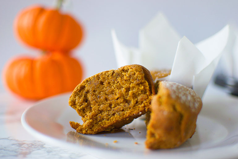 Easy Vegan Pumpkin Muffins