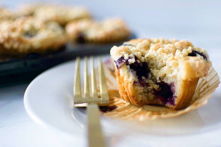 Vegan Streusel Blueberry Muffins