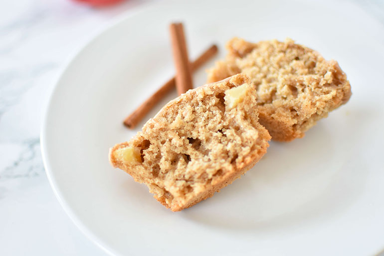 Vegan Apple Cinnamon Muffins