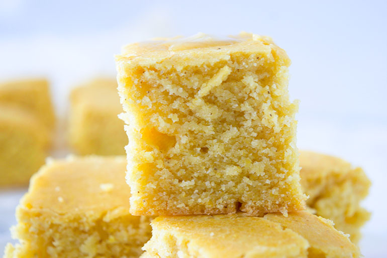 Easy Vegan Cornbread