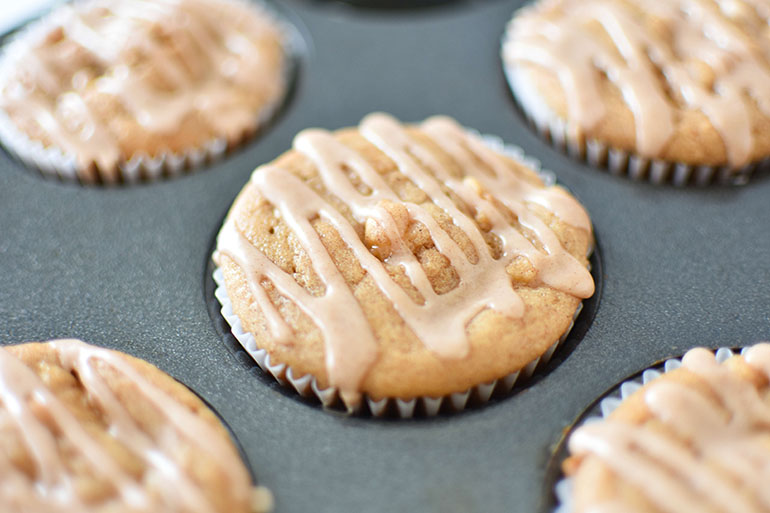 Vegan Apple Cinnamon Muffins