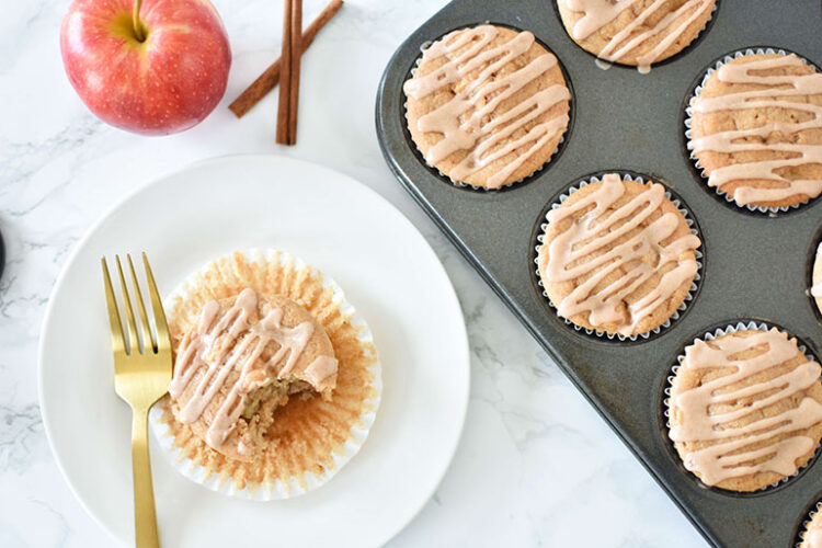 Easy Vegan Apple Cinnamon Muffins