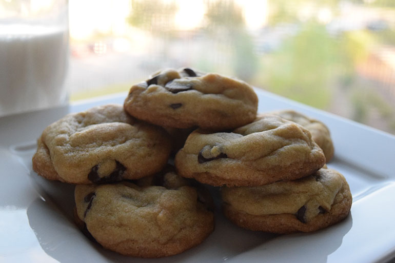 Vegan Chocolate Chip Cookies