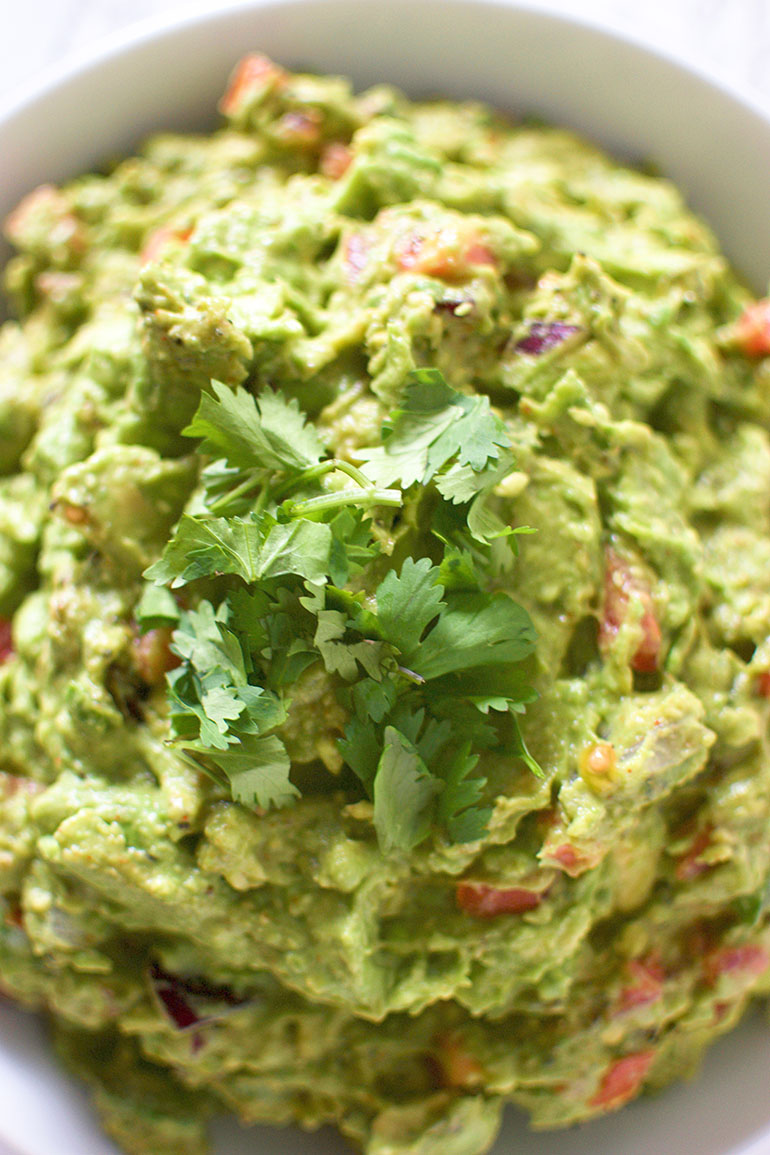 Easy Vegan Guacamole