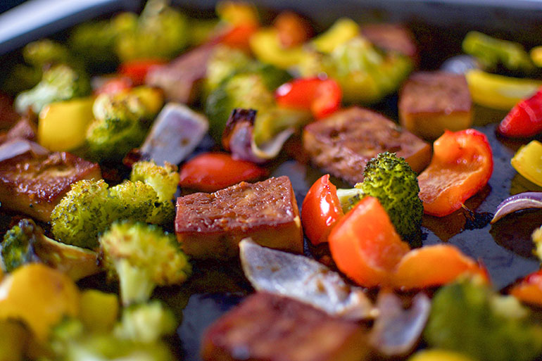 One Pan Teriyaki Tofu and Veggies