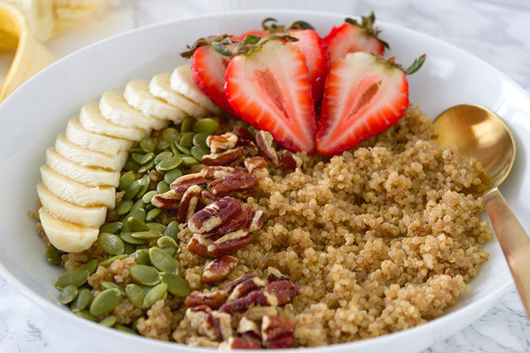 Quinoa Breakfast Bowl