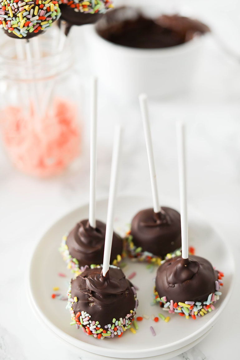 Vegan Cookie Dough Pops