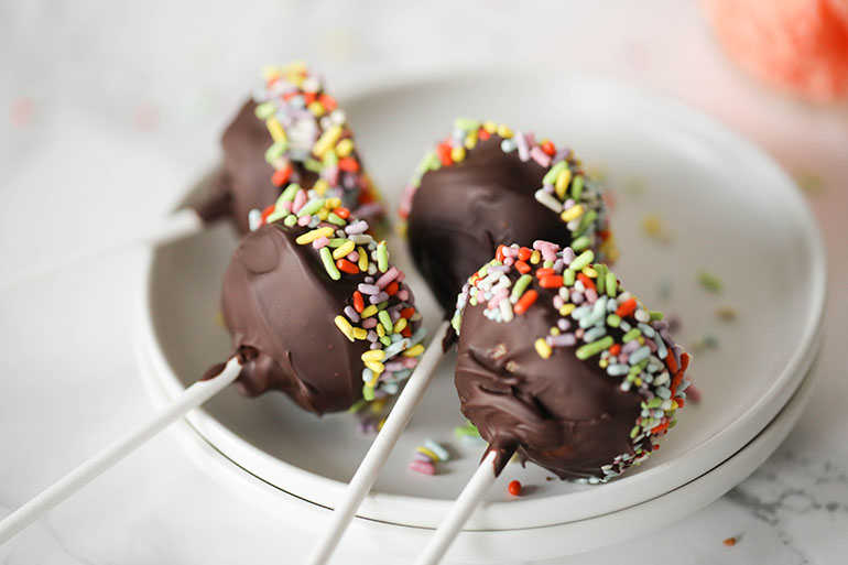 Vegan Cookie Dough Pops