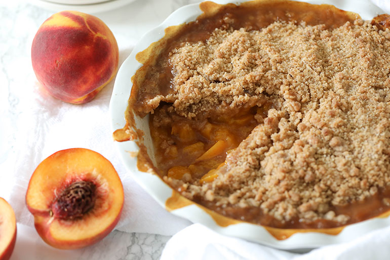 Easy Vegan Peach Crisp