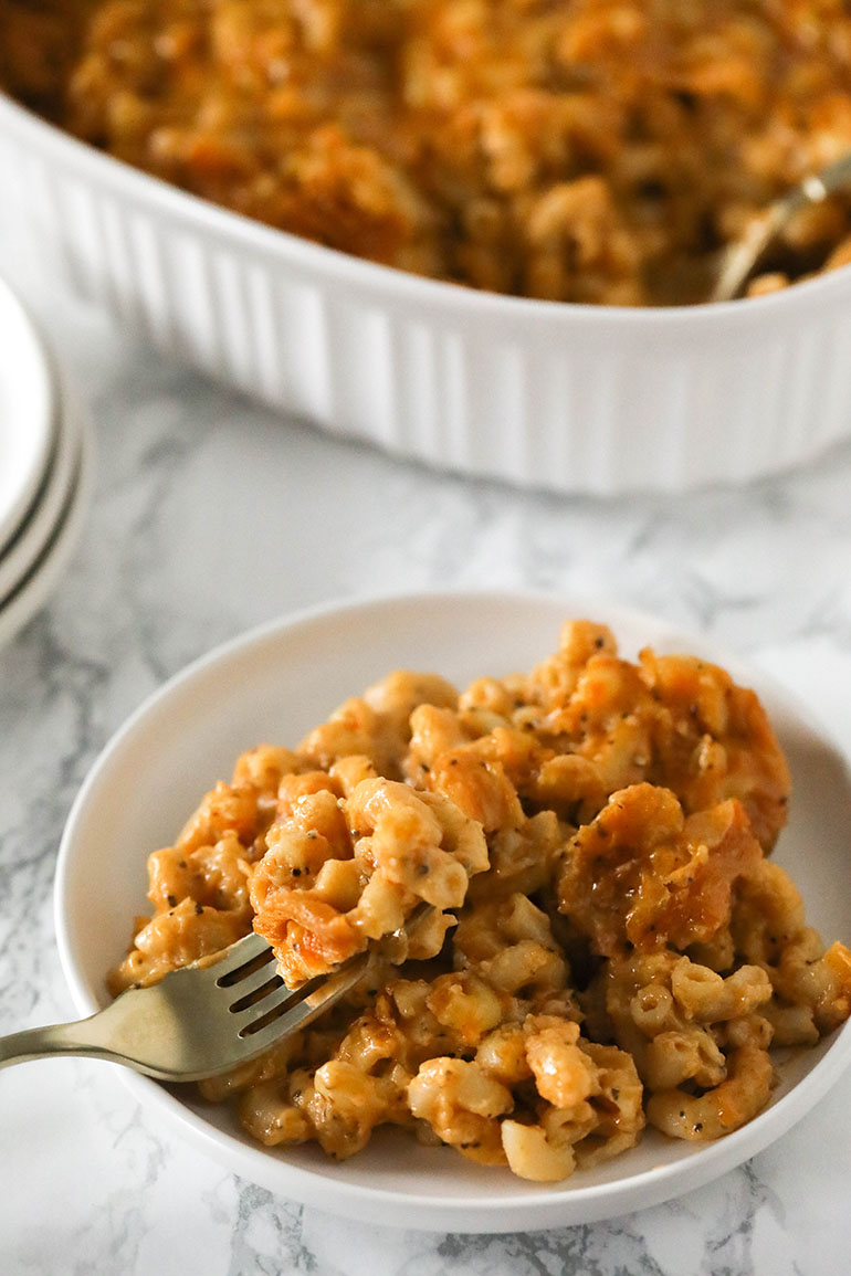 4 Cheese Vegan Baked Mac and Cheese on small white plate