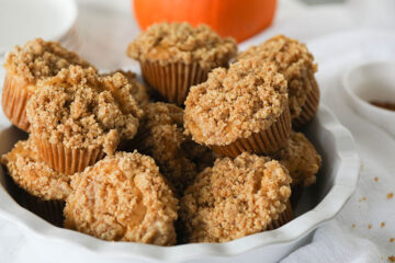 Vegan Pumpkin Cream Cheese Muffins