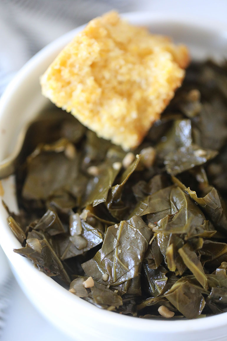 Easy Vegan Collard Greens (Classic Southern Recipe) [+VIDEO