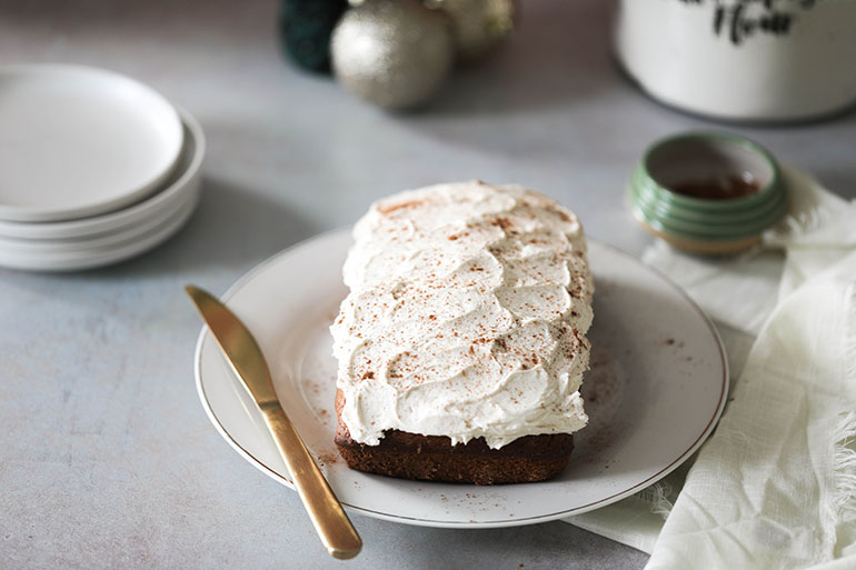 Vegan Gingerbread Loaf Cake 