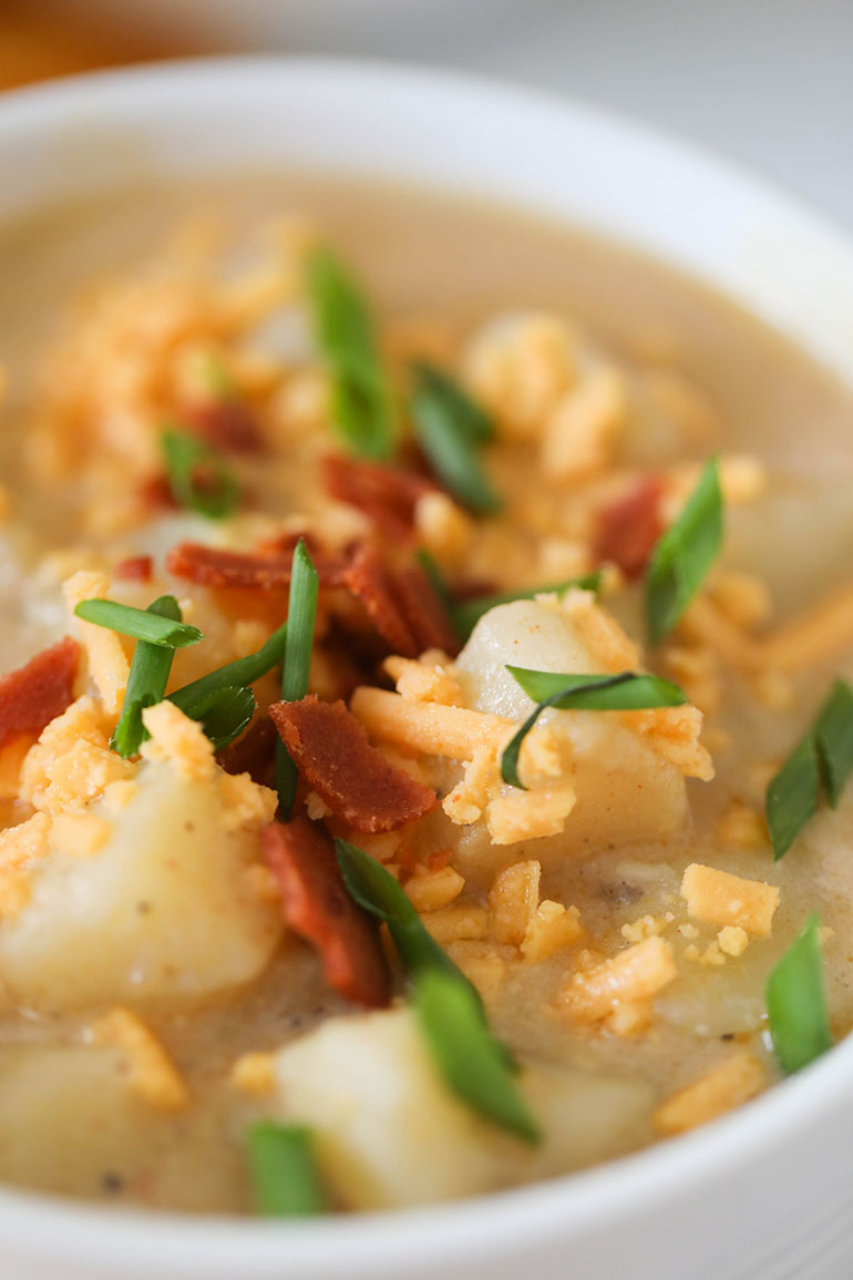 Creamy Vegan Baked Potato Soup