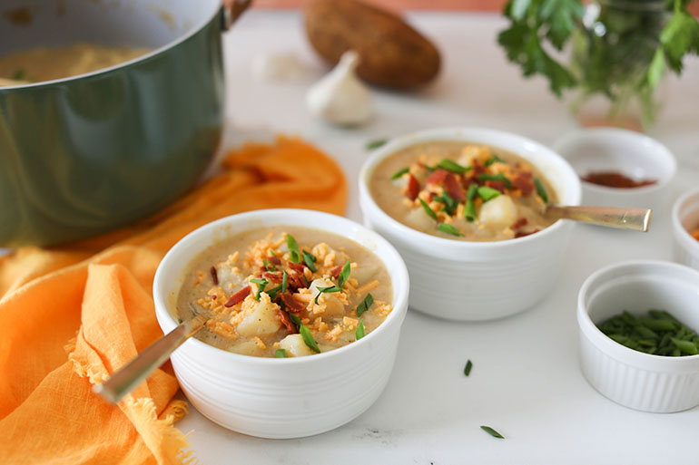 Creamy Vegan Baked Potato Soup