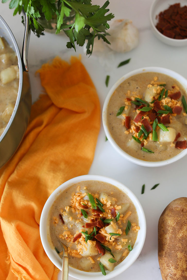 Creamy Vegan Baked Potato Soup